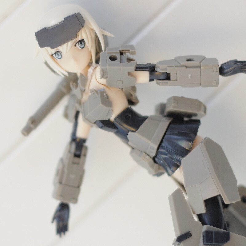 I Had a Go Putting Together and Playing Around with Frame Arms Girl Gourai! 21