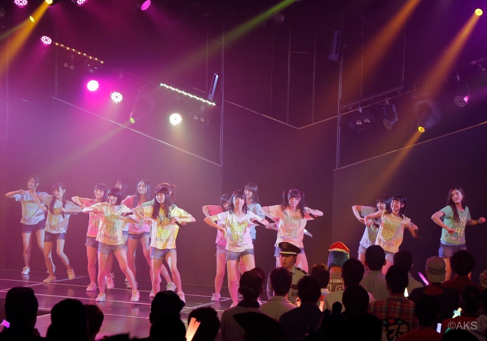 A Carnival Happens Once in a Year! AKB48,SKE48, and HKT48 Halloween Event Report 14
