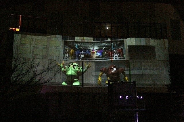 Gundam Stand at Jaburo © Sotsu Co. Ltd., Sunrise Inc. 3