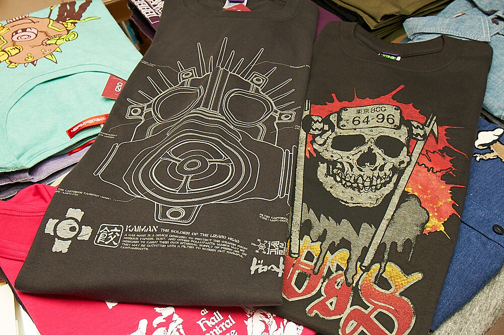 Aiming for High Dimension Anime/Manga Design: MHz Presents the Worlds of *Knights of Sidonia* and *Dorohedoro* in Clothing 28