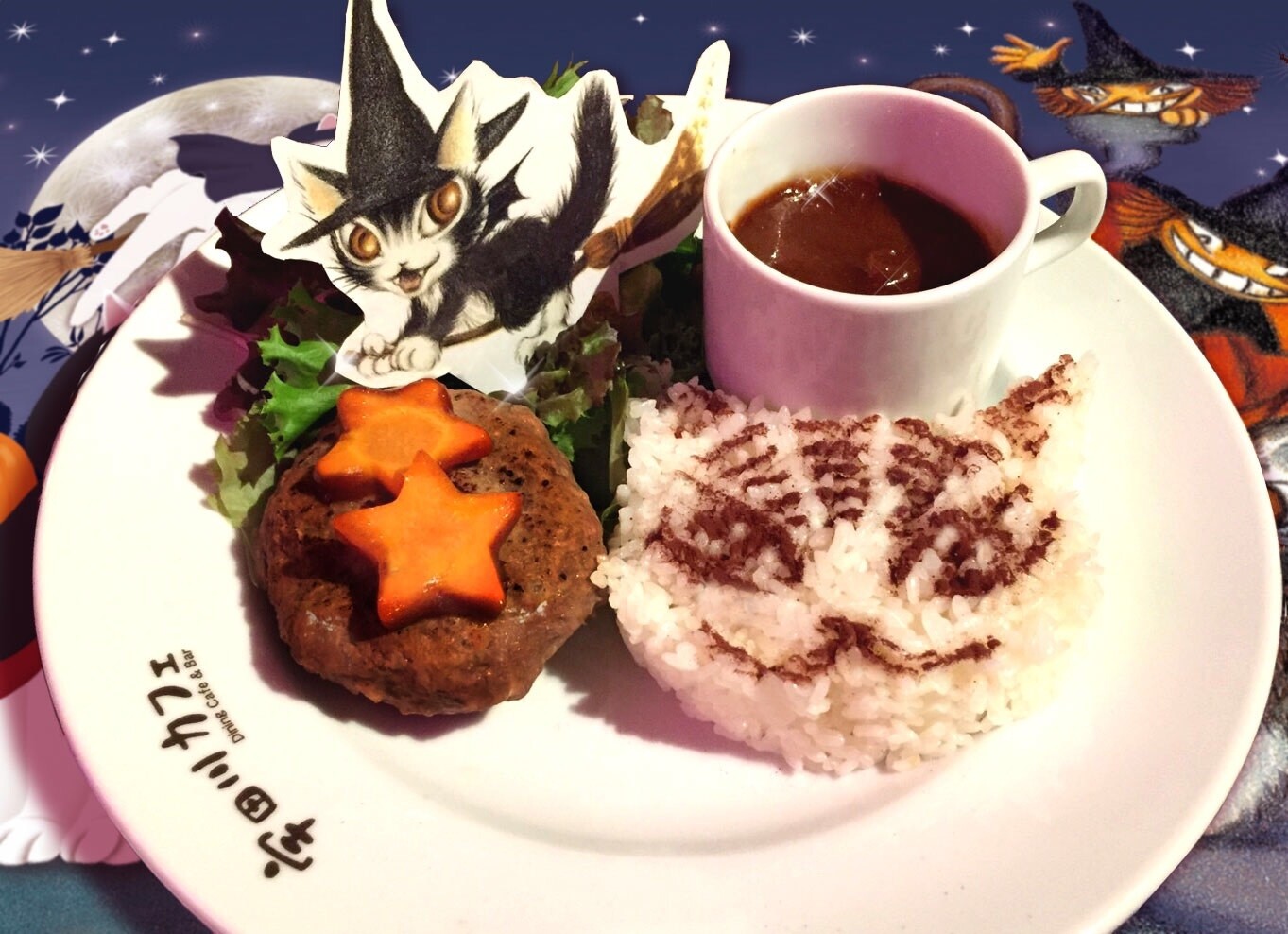 Halloween-Themed Cafe Collabation Featuring Kitty Characters Dayan and Choo Choo Ends Oct. 31! 1