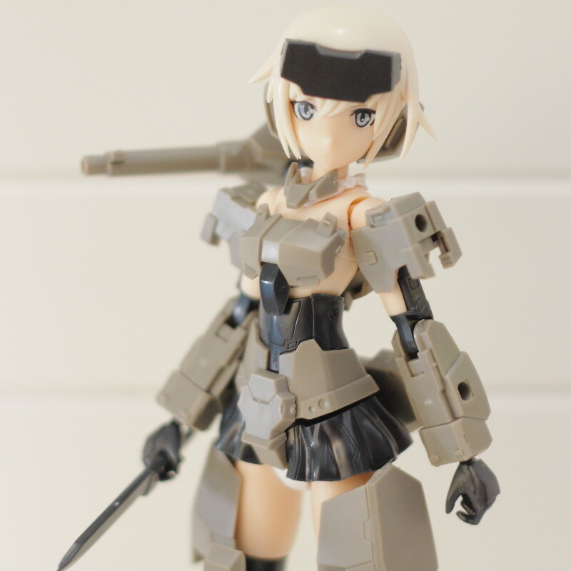 I Had a Go Putting Together and Playing Around with Frame Arms Girl Gourai! 13
