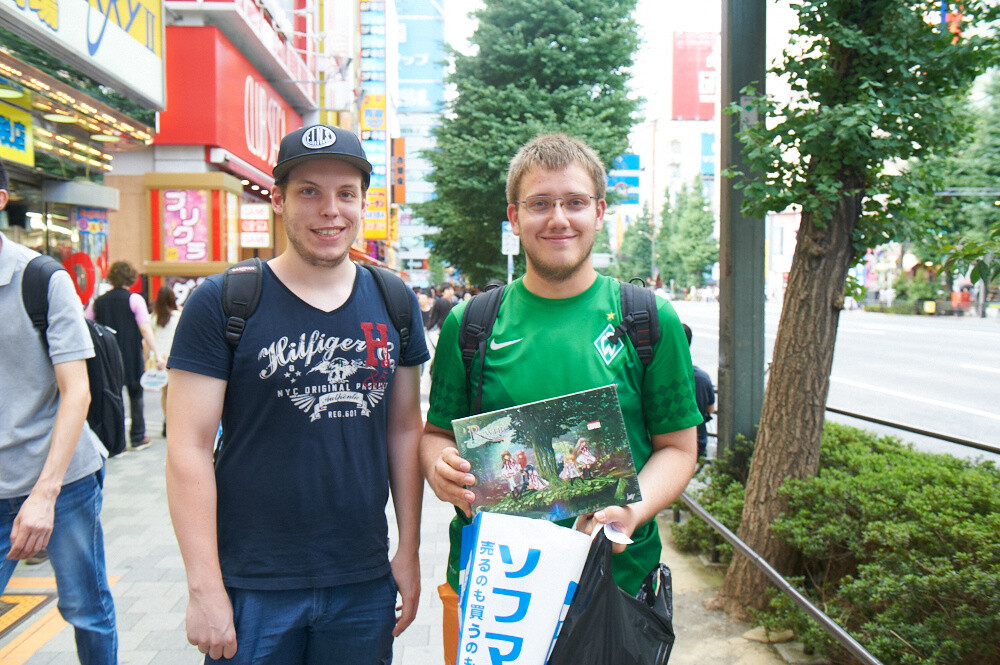 We Talk With Otaku from Around the World in the Otaku Paradise, Akihabara! 6