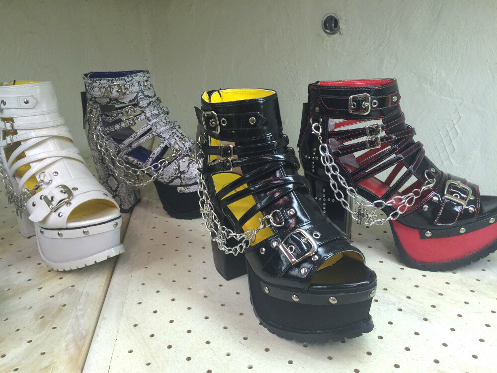 [J-Fashion] Awesome New Shoes from YOSUKE! Could You Walk in These? 9