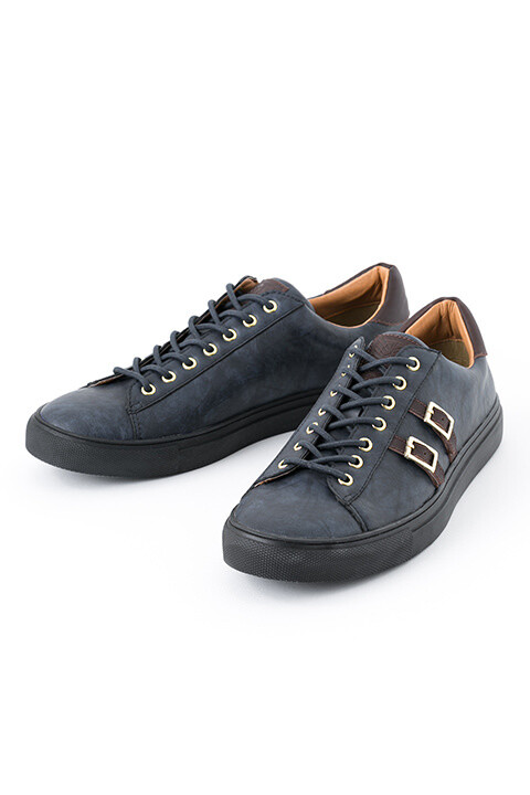 Stay Warm In Stylish Attack on Titan Survey Corps-Inspired Fall Gear! 13