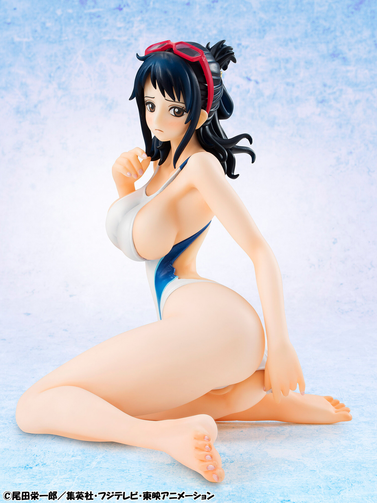 Nami and Tashigi Go to the Beach in One Piece Swimsuit Figures! 9