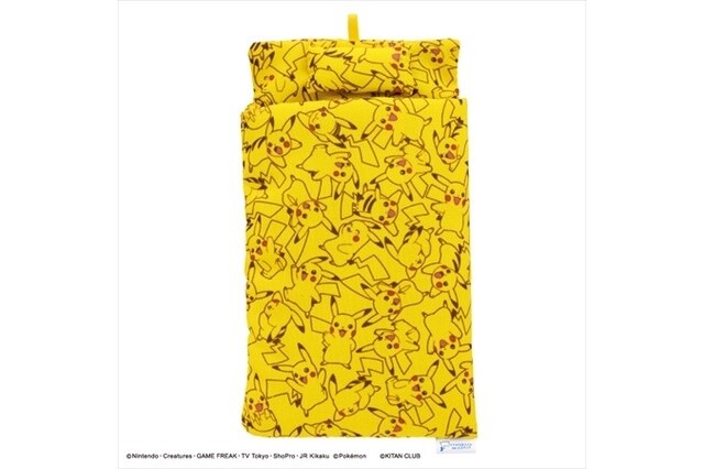 Pikachu Futons?! Kitan Club Collaborates on Line of “Big Smartphone Futons” 3