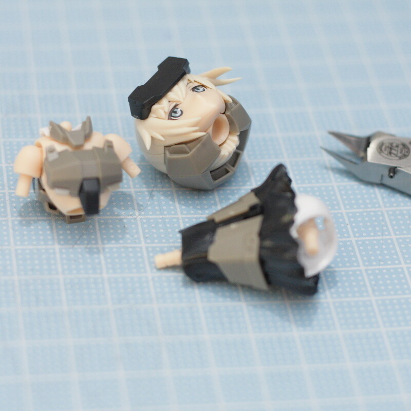 I Had a Go Putting Together and Playing Around with Frame Arms Girl Gourai! 4