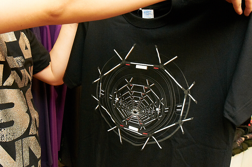 Aiming for High Dimension Anime/Manga Design: MHz Presents the Worlds of *Knights of Sidonia* and *Dorohedoro* in Clothing 13