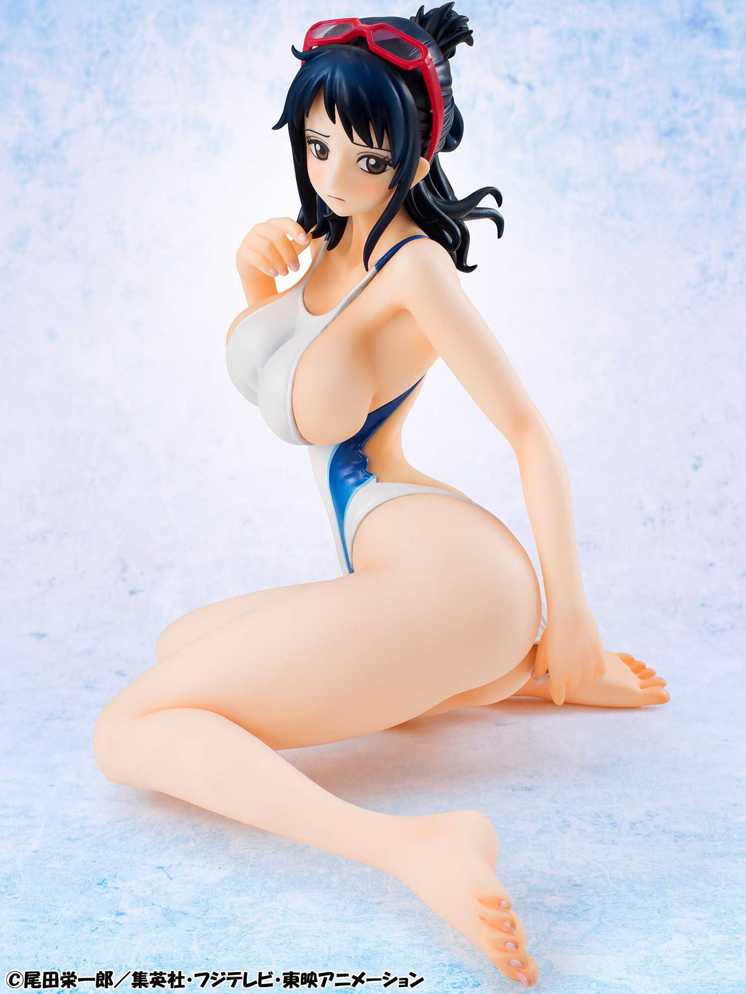 Nami and Tashigi Go to the Beach in One Piece Swimsuit Figures! 8