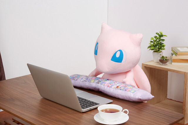 Catch the Legendary PC Cushion-Type Pokémon Mew! 1