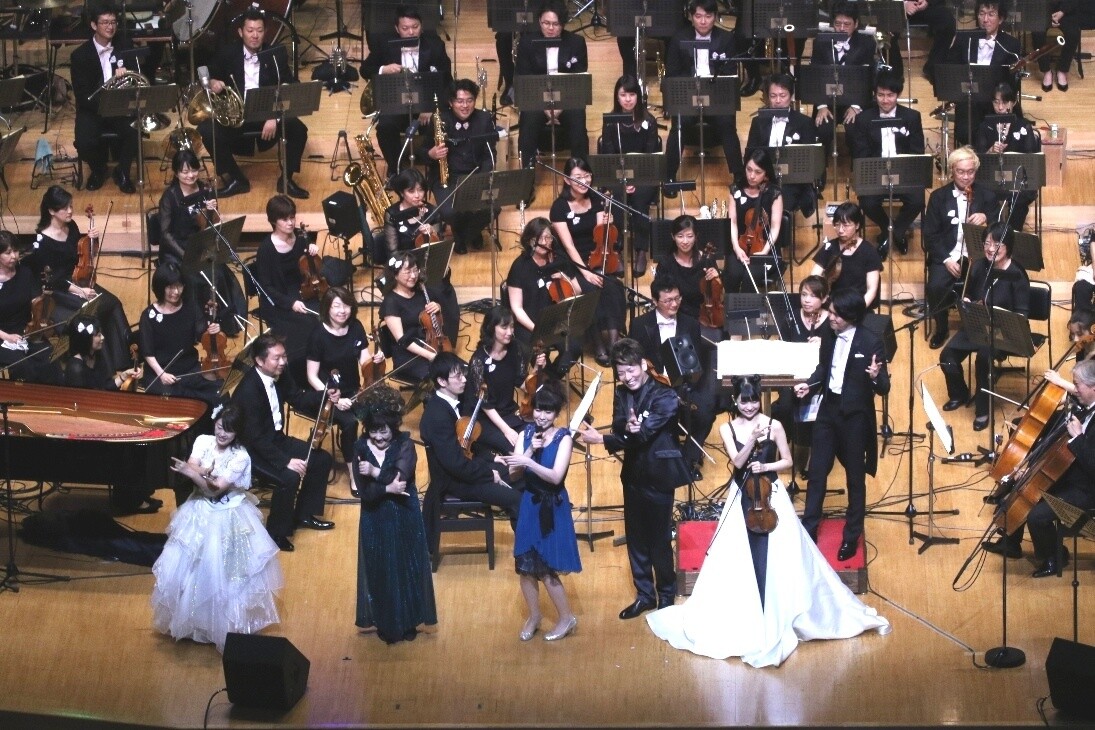 Experience the Pretty Guardian Sailor Moon Classic Concert With a New CD On Sale Dec. 6! 4