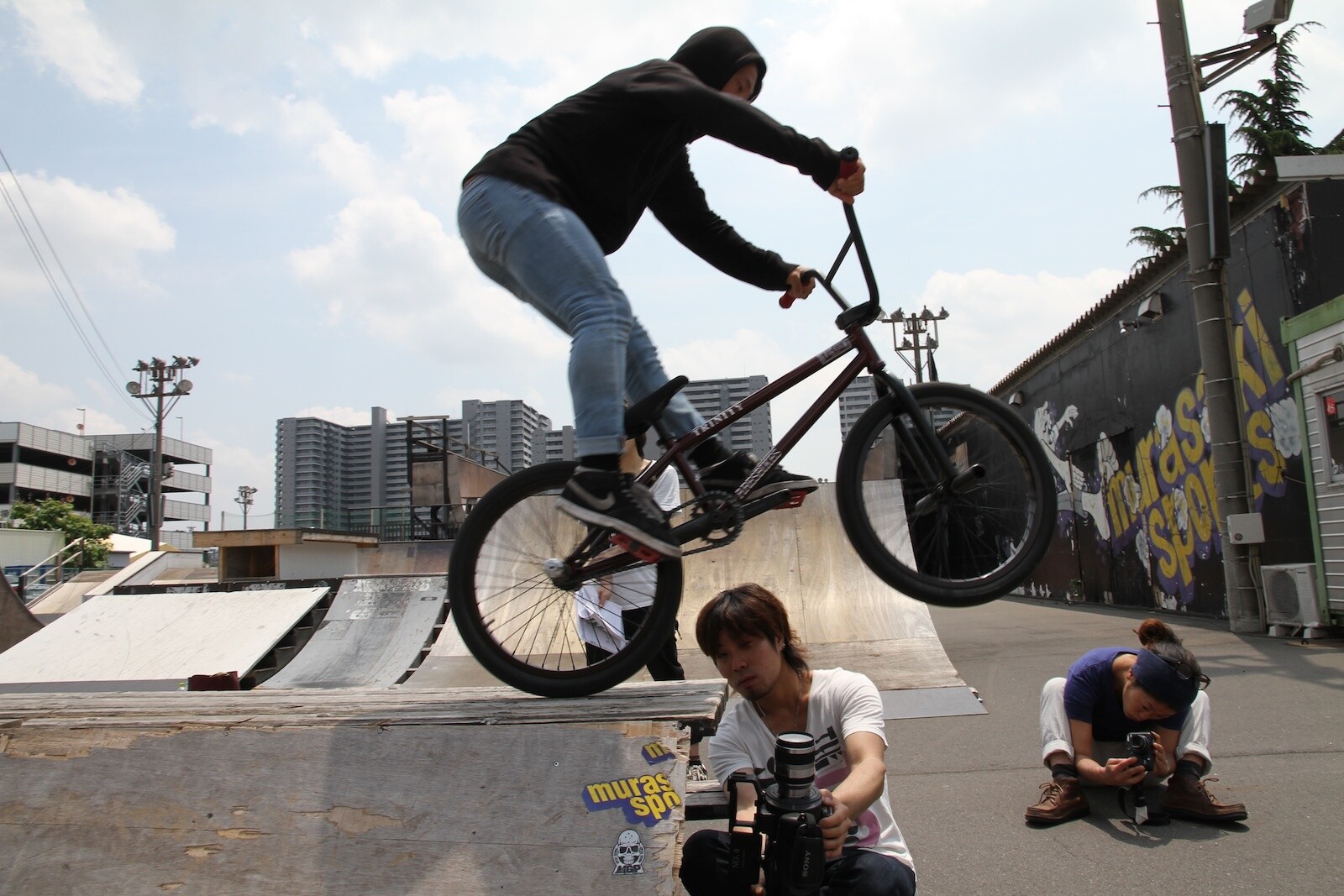 Don’t Overlook This Bilingual Artist Soaring into the World! 9