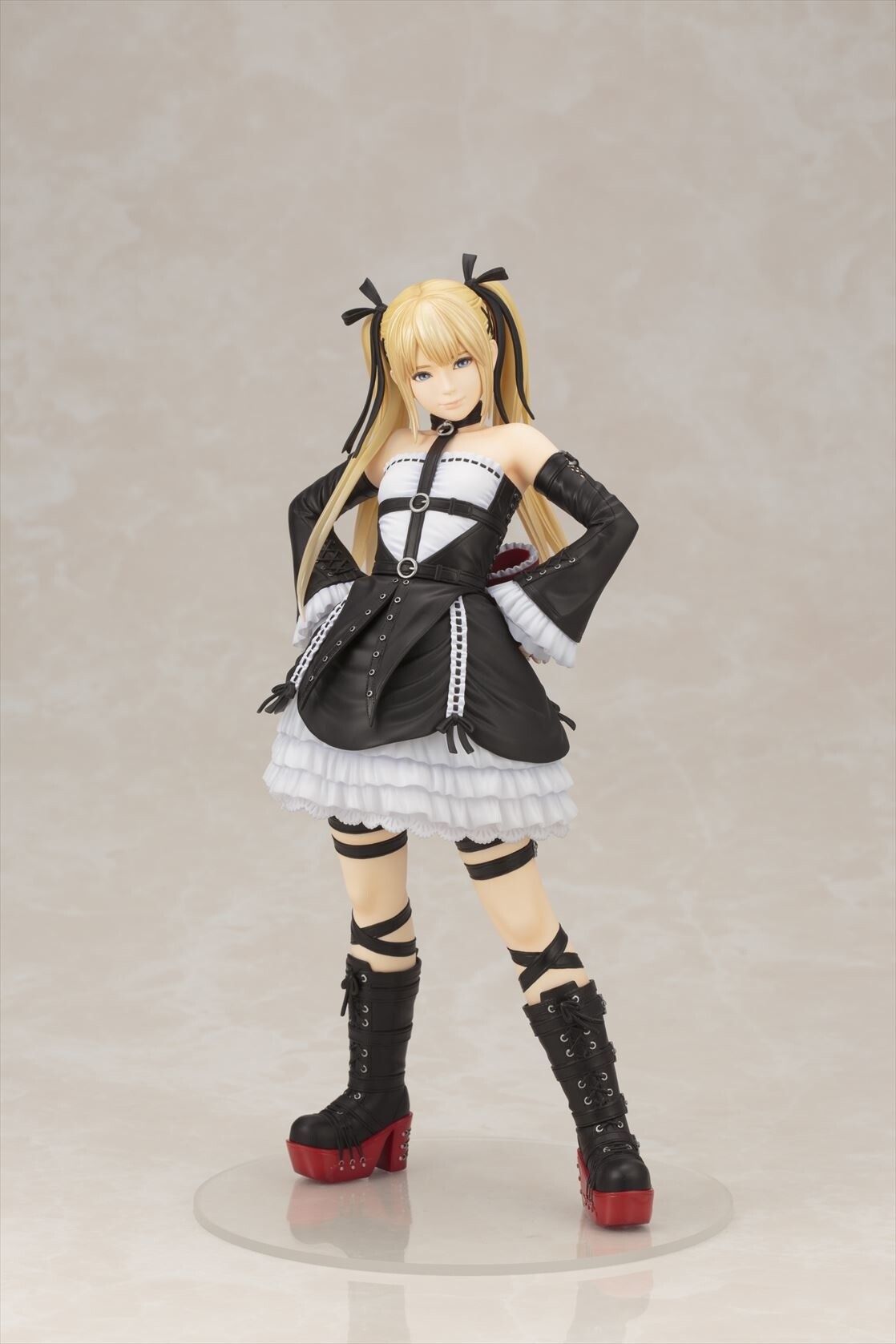Marie Rose from Dead or Alive 5 Last Round Is Rocking Her Classic Gothic Lolita Style for This Figure, Available February 2017! 2