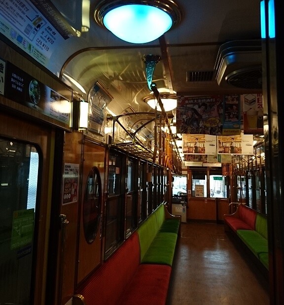 Inside the Retro Train (image) 1