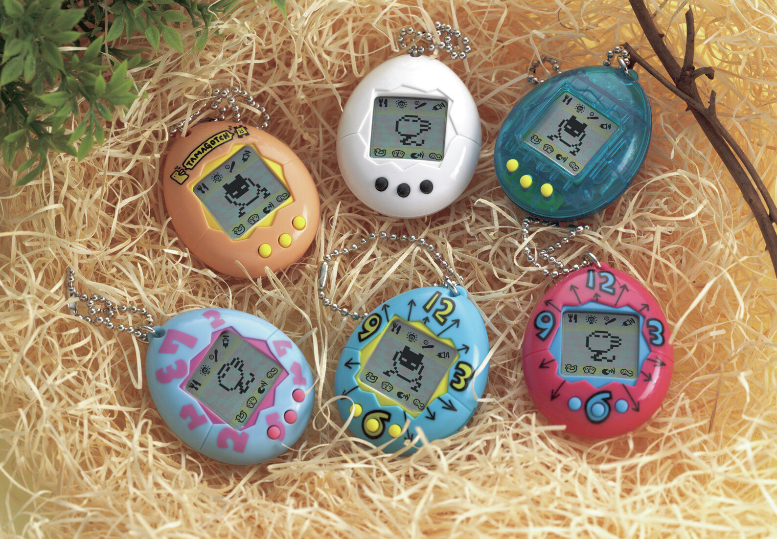 Short Film to Celebrate Tamagotchi 20th Anniversary! Classic Characters Return on New Commemorative Devices 7