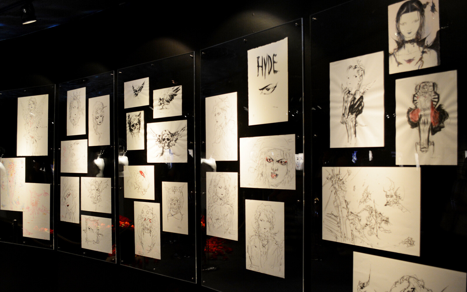 Yoshitaka Amano × HYDE Exhibition - A Miraculous Collaboration Between a Legendary Illustrator and a Popular Artist! 21