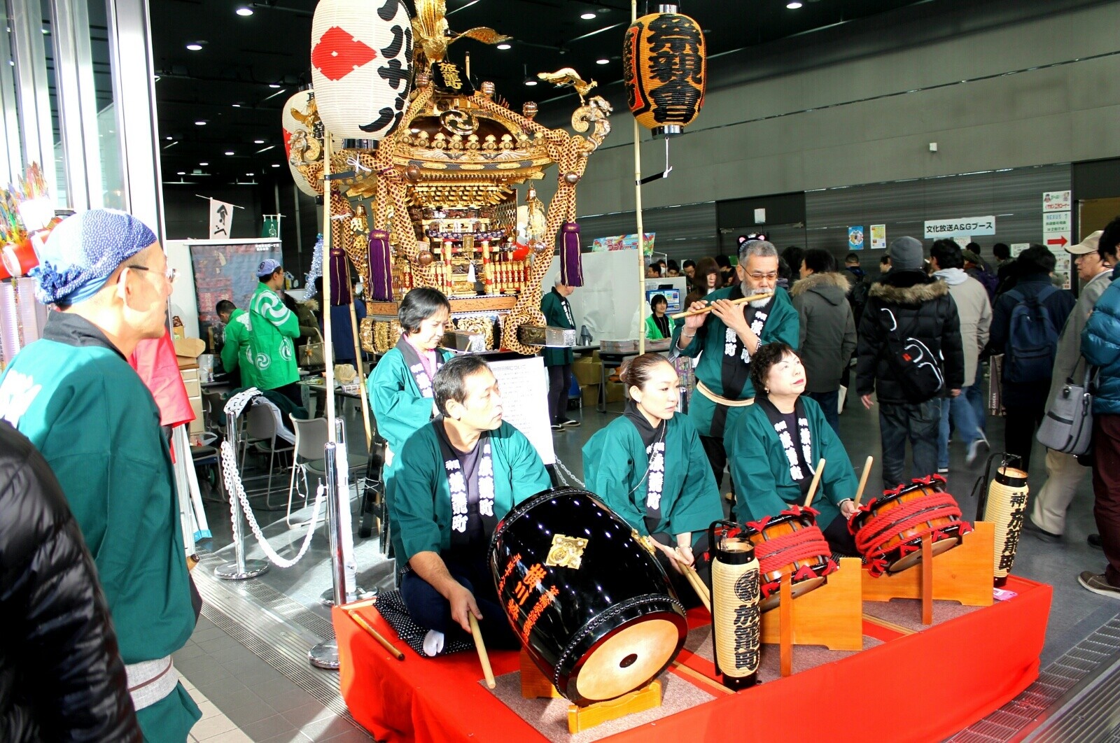 Akiba Lovers Gather for Akiba Daisuki! Festival 2013 [1/2] 0