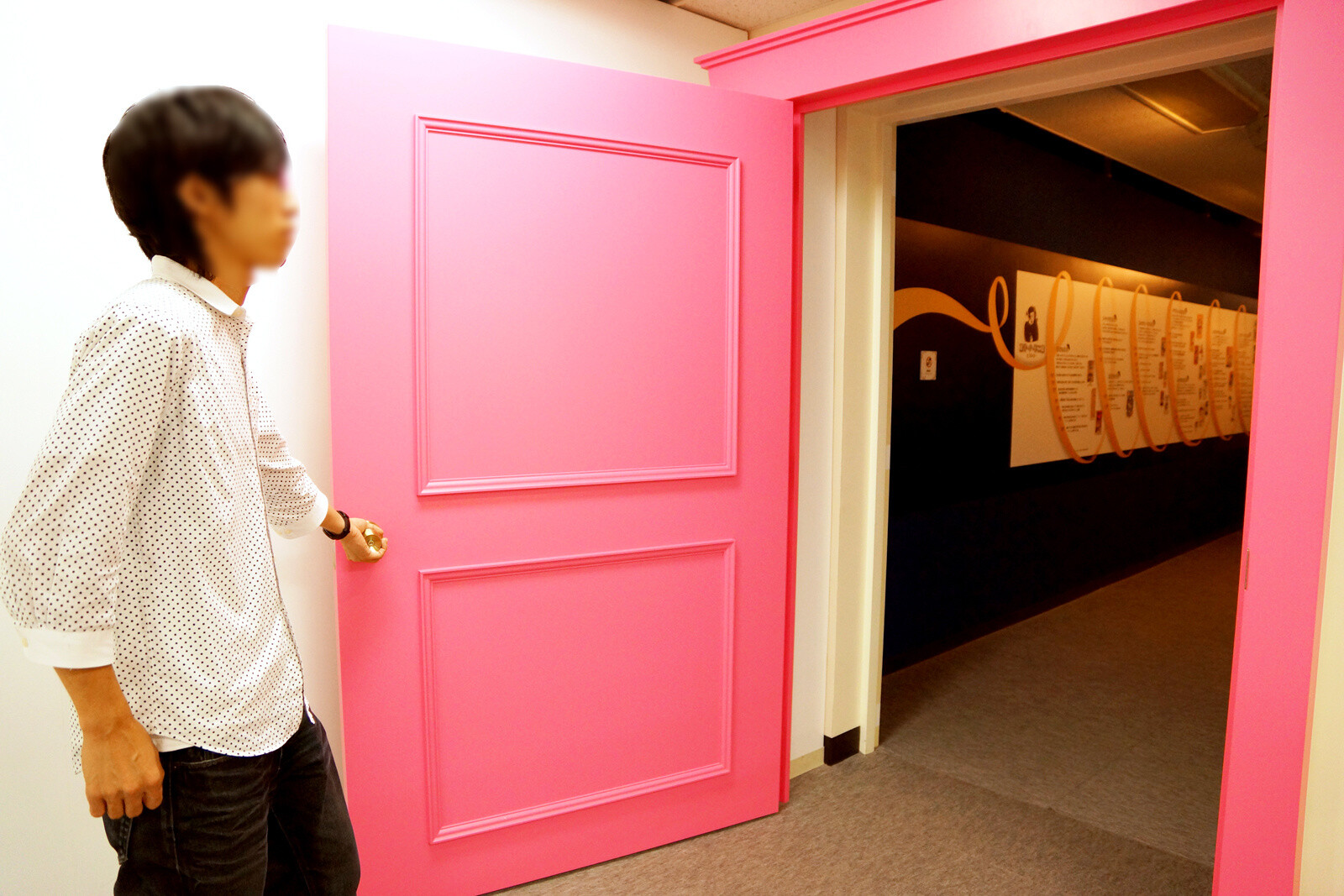 Go wherever you’d like with the Dokodemo Door! 16