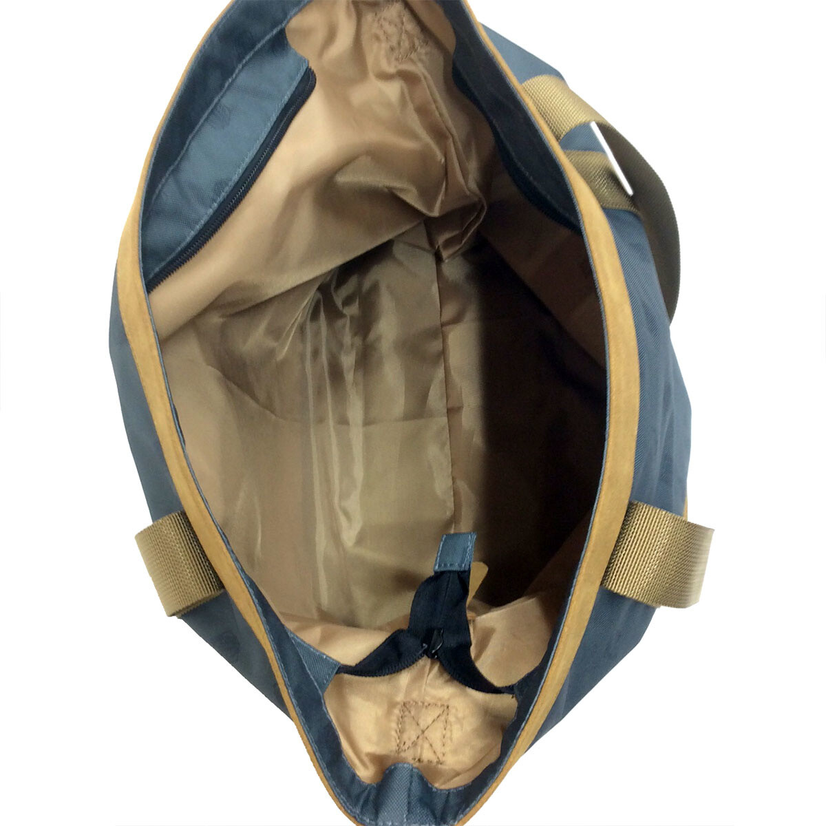 Attack on Titan Backpack and Tote Bag Available for Pre-orders! 9