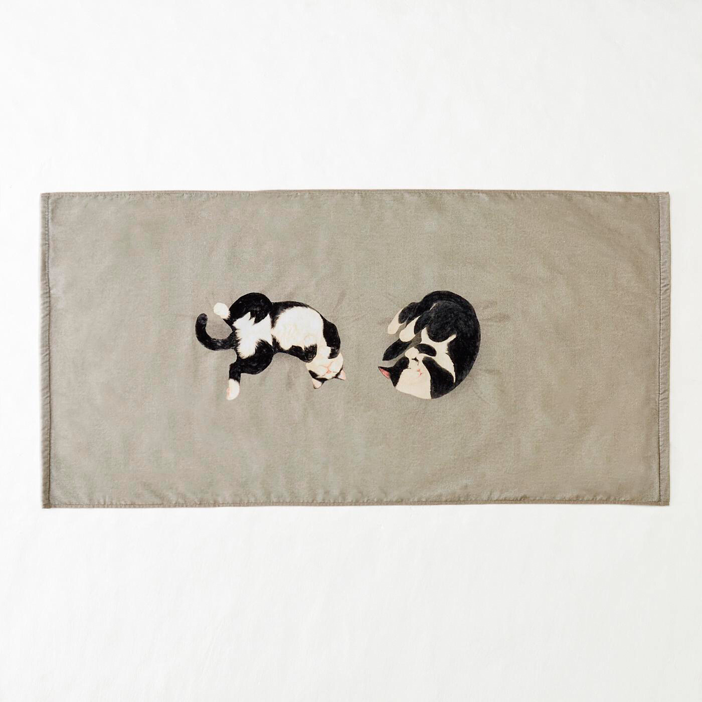 Discover the Joy of Keeping Cats with Sleeping Kitty Towels! 14