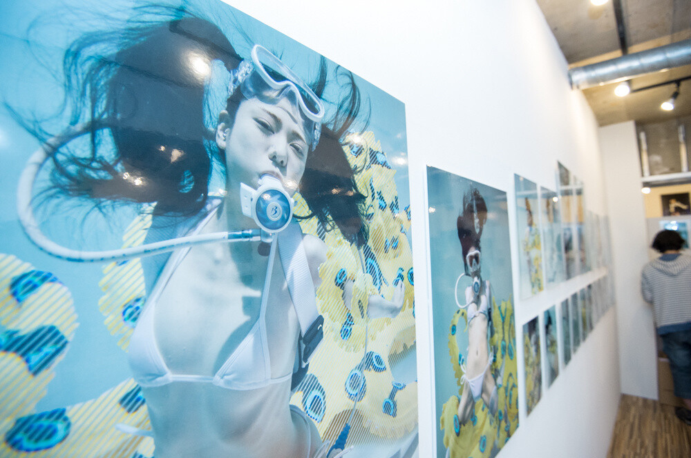 Sexy? Fetishistic? Heart-Throbbing Aimai Bishoujo Art Exhibit Begins 15