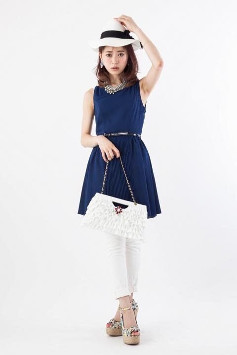 Bags Themed After Conan Edogawa and Kaito Kid from *Detective Conan* Release 1