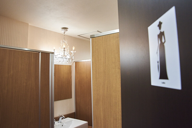 New Animate Store in Akihabara is the One-stop for All Your Ikemen Needs 28