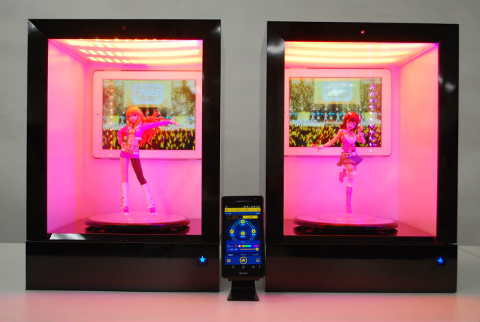 Multiple units can be linked together. 4