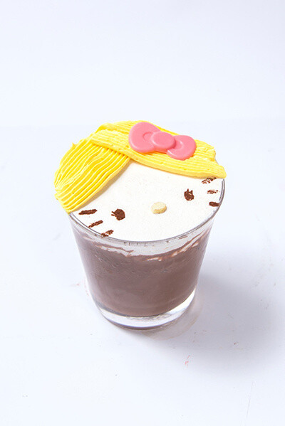 Merry Christmas with Hello Kitty! Café Featuring Hello Kitty Opens in Shibuya 14