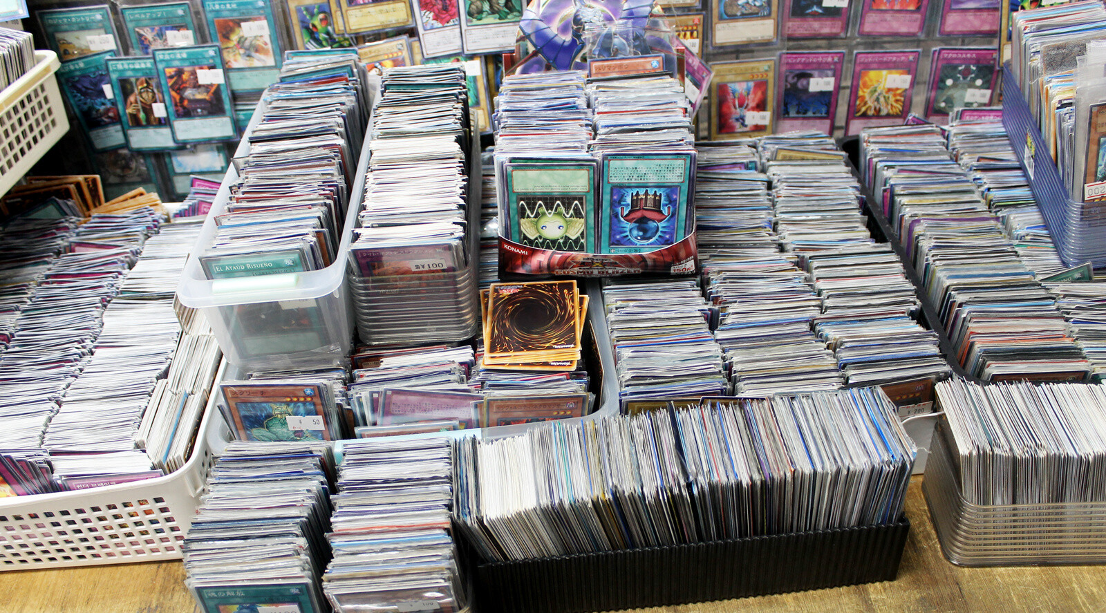 CHERUMO: A Trading Card Shop in Akihabara that Sells Pokémon, Yu-Gi-Oh, and More 4