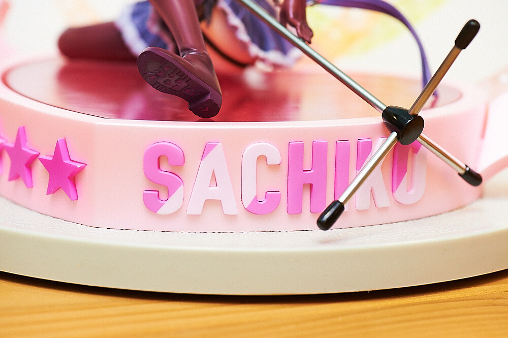 Even her mic stand is cute! 54