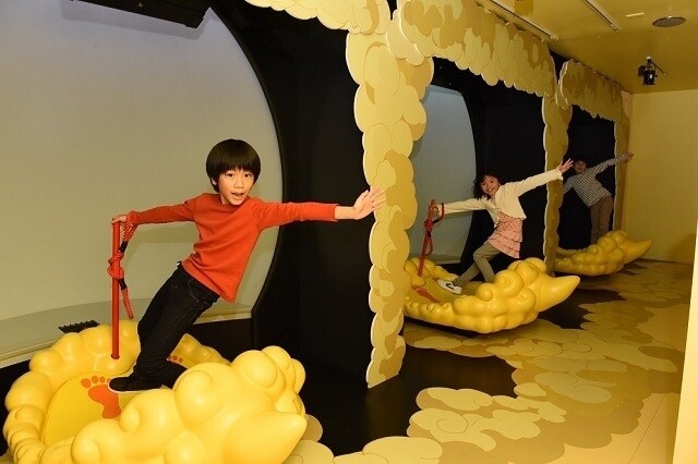 Enter a World of Flying Nimbuses at Dragon Ball J-WORLD Event! 19