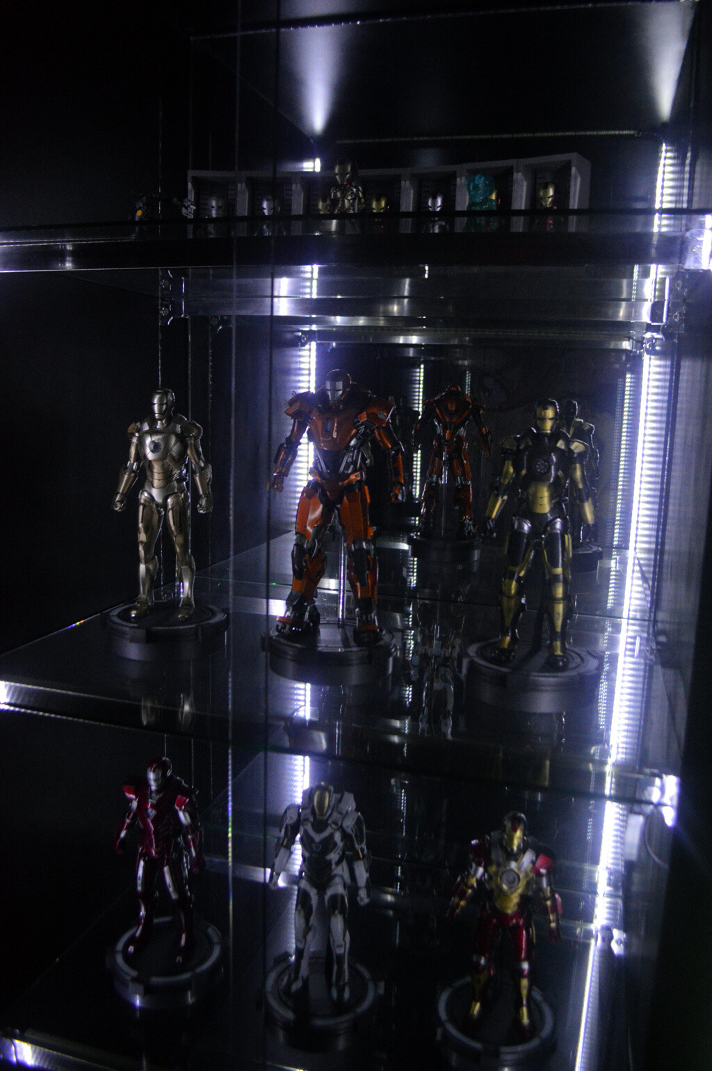 What’s an otaku room? Let’s find out with the winner of the Facebook Otaku Room Photo Contest! 18