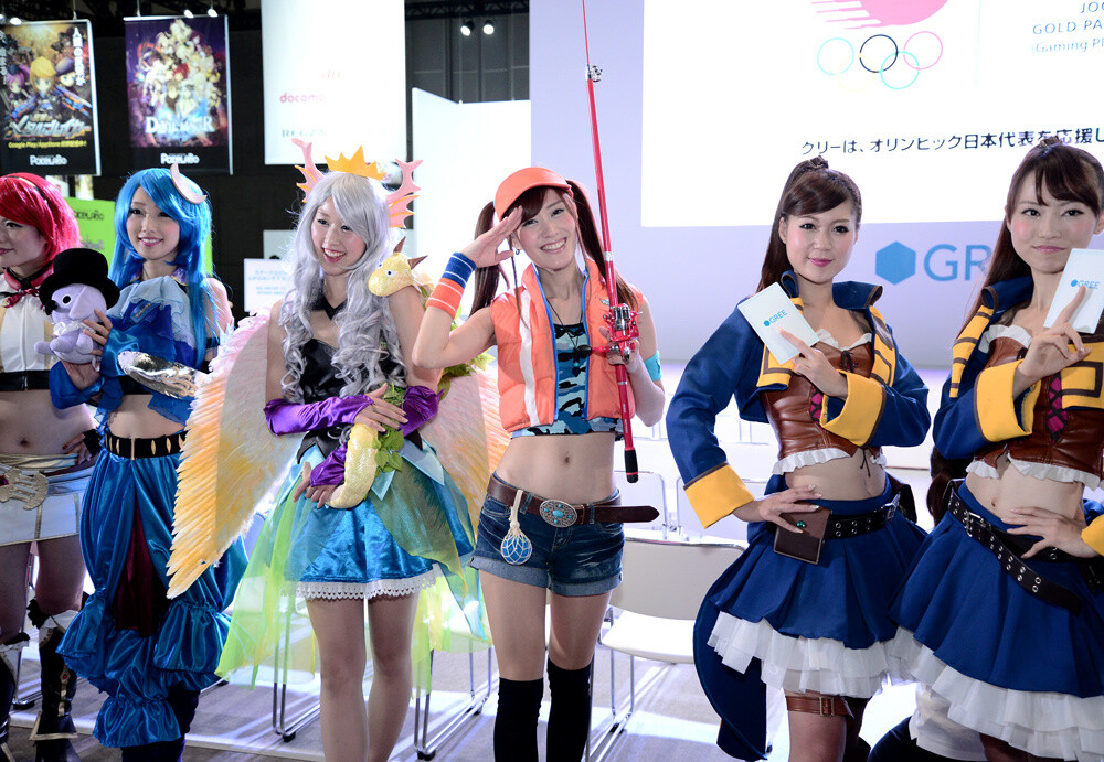 Cosplayers and Models: A Look Back at Tokyo Game Show 2013! 26
