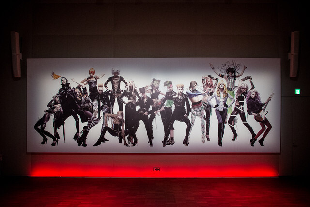 There is So Much *JoJo* Love, the Building Can’t Contain It! *JoJo* Photo Exhibition Being Held Now in Shiseido Ginza Building 0