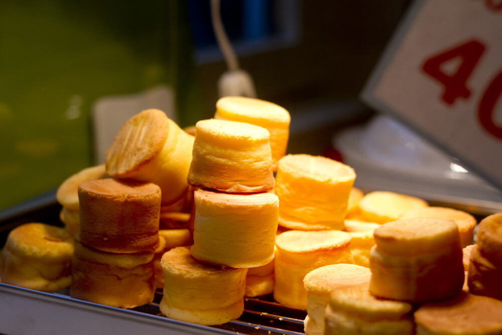 Enjoy a Dessert Skewer While Walking Around Osaka! 5