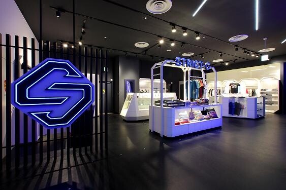 © Sotsu Co., Ltd., Sunrise Inc. © Sotsu Co., Ltd., Sunrise Inc., MBS © Strict-G 5