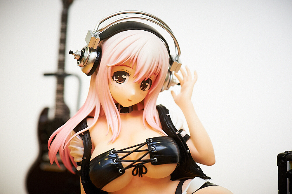 In sharp contrast to the previous figure, this one has a very sexy outfit. 38