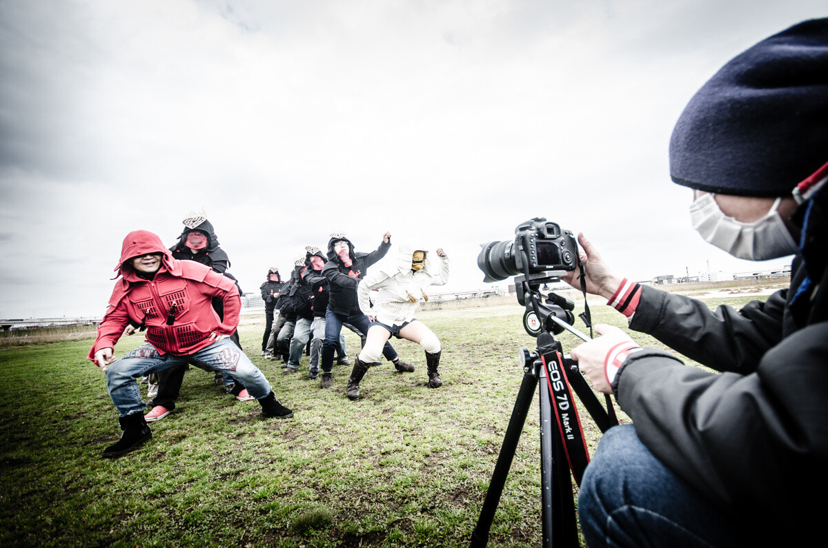[Last Samurai?!] 30 Samurai in Modern Armor Gather for Epic Cavalry Fight 26