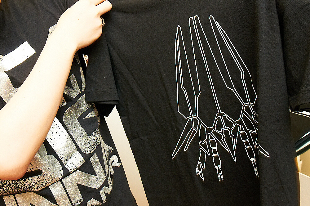 Aiming for High Dimension Anime/Manga Design: MHz Presents the Worlds of *Knights of Sidonia* and *Dorohedoro* in Clothing 17