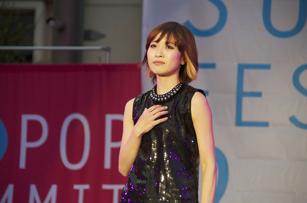 Linking Up “Dots and Lines” Around the World: An Exclusive Interview with May’n 4