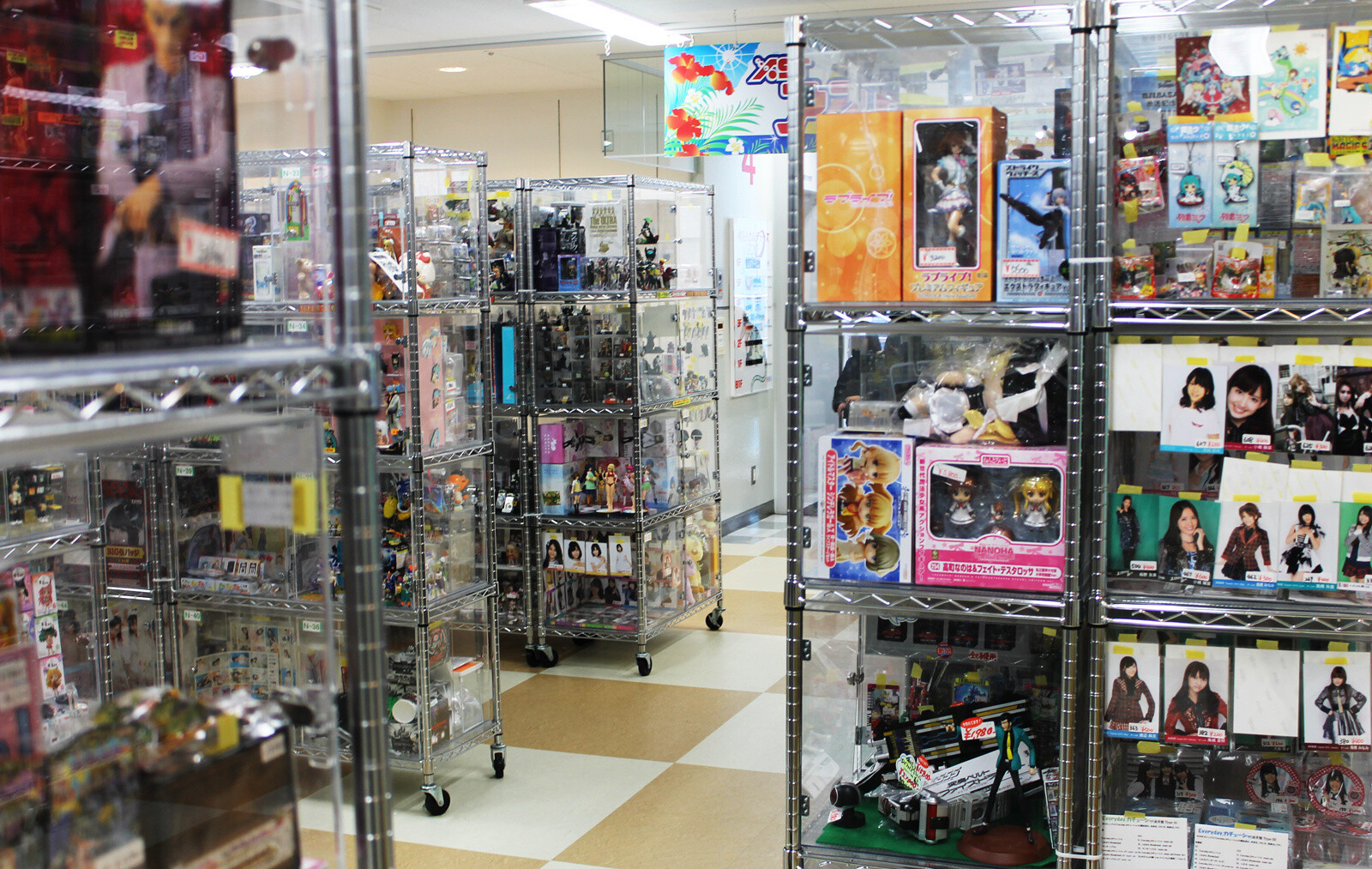 ASTOP: A Rental Showcase Specialty Shop in Akihabara 12