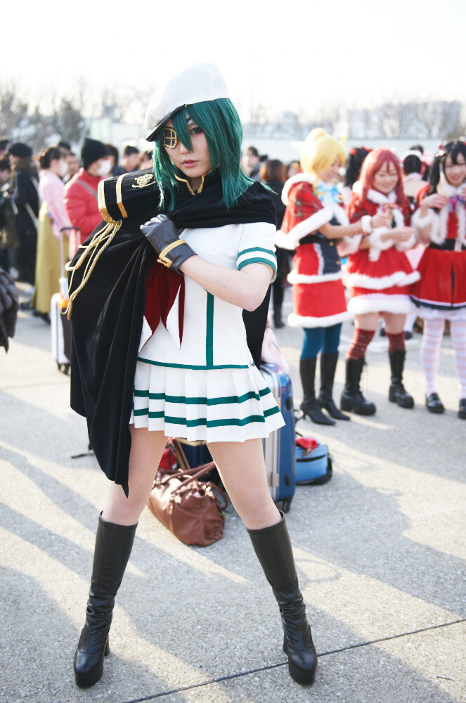 2014 Winter Comiket Photo Report: Ladies Edition 16