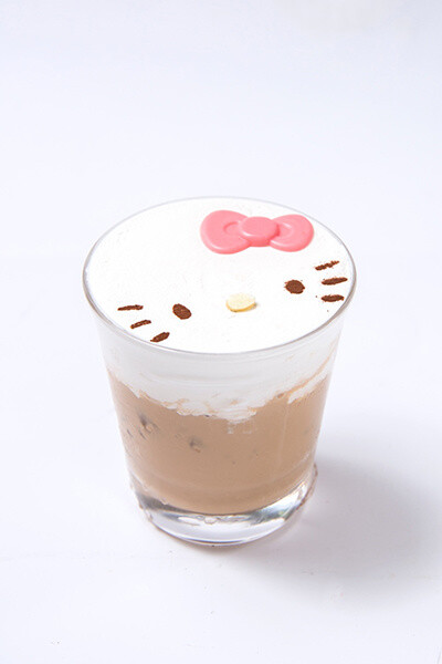 Merry Christmas with Hello Kitty! Café Featuring Hello Kitty Opens in Shibuya 7