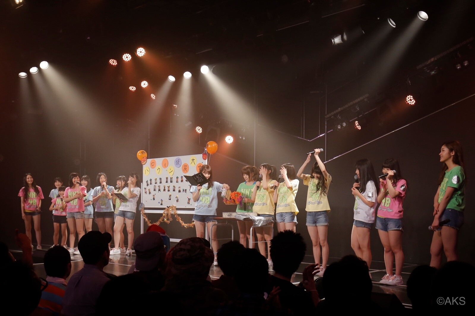 A Carnival Happens Once in a Year! AKB48,SKE48, and HKT48 Halloween Event Report 16