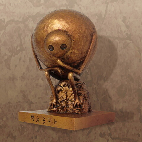 “The Thinking Angel” paperweight (￥1,800) 0