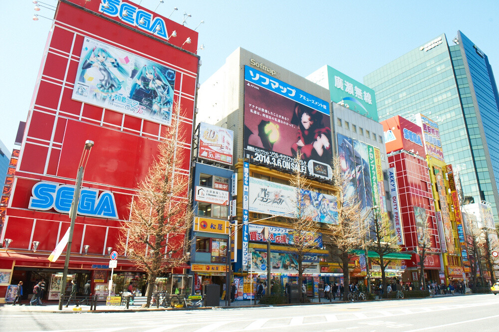 Shocking! Kotobukiya Akihabara - A Shop for Otaku [1/2] 27