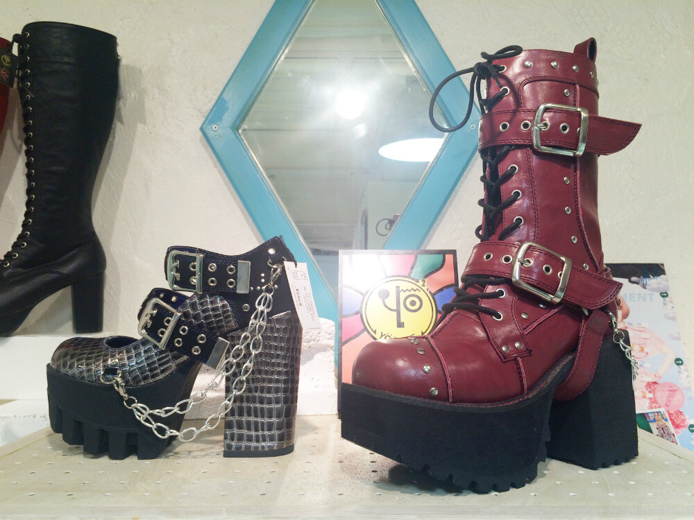 [J-Fashion] Awesome New Shoes from YOSUKE! Could You Walk in These? 7