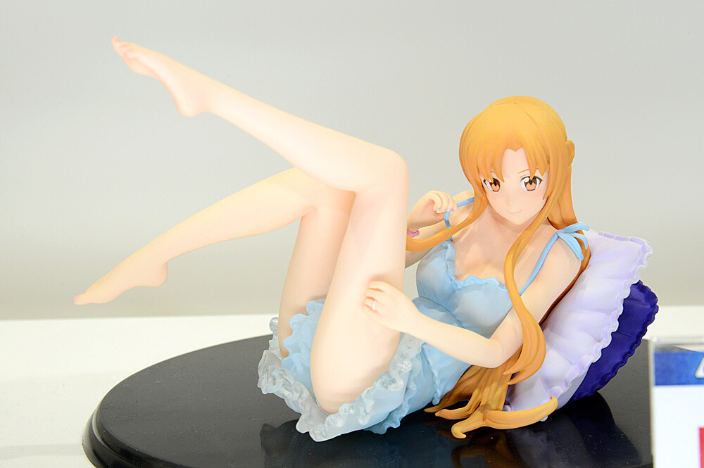 Looking Back at WonFes 2015 [Winter]! Part 2: Photo Collection of Cute and Sexy Figures! 357
